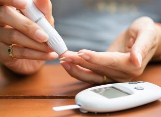 Top 5 aparate de masurat glicemia (glucometre) in 2023 glucometru