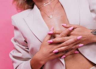 Kit unghii cu gel: cele mai utile seturi pentru o manichiura moderna Kit unghii gel