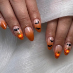 Unghii de Halloween: modele cu fantome, păianjeni și dovleci